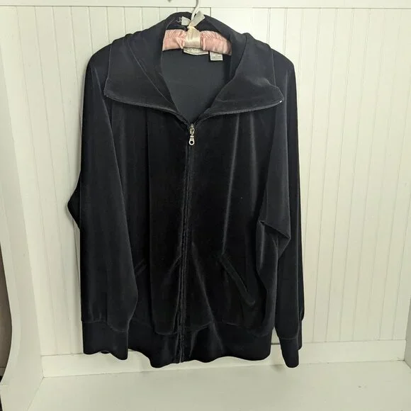 Closet Closing - Picture 1 of 5